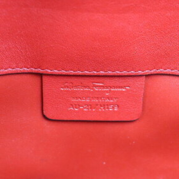 Salvatore Ferragamo Studio Bag Gancini Red Calfskin Pouch Shoulder - Picture 11 of 15